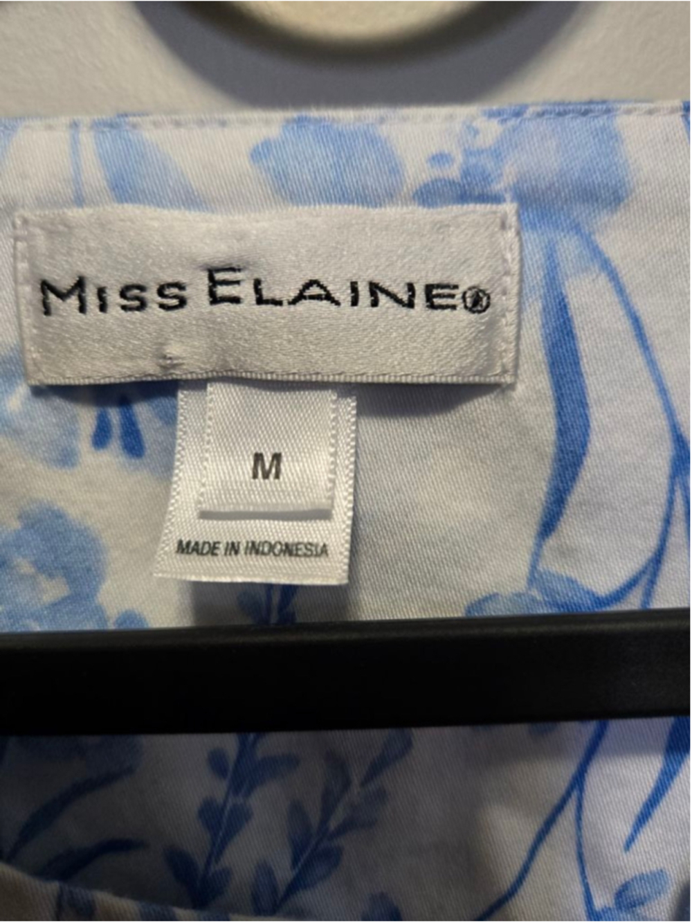 Women's Miss Elaine White & Blue Floral Zip-Front Robe M 3/4 Sleeve Sleepwear - Picture 4 of 10